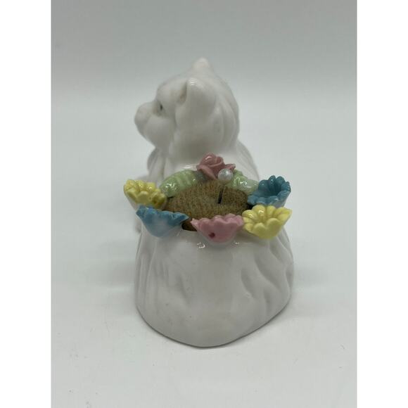 Vintage White Cat Porcelain Pin Cushion Multicolor Pastel Flowers Made in Taiwan - Picture 5 of 8